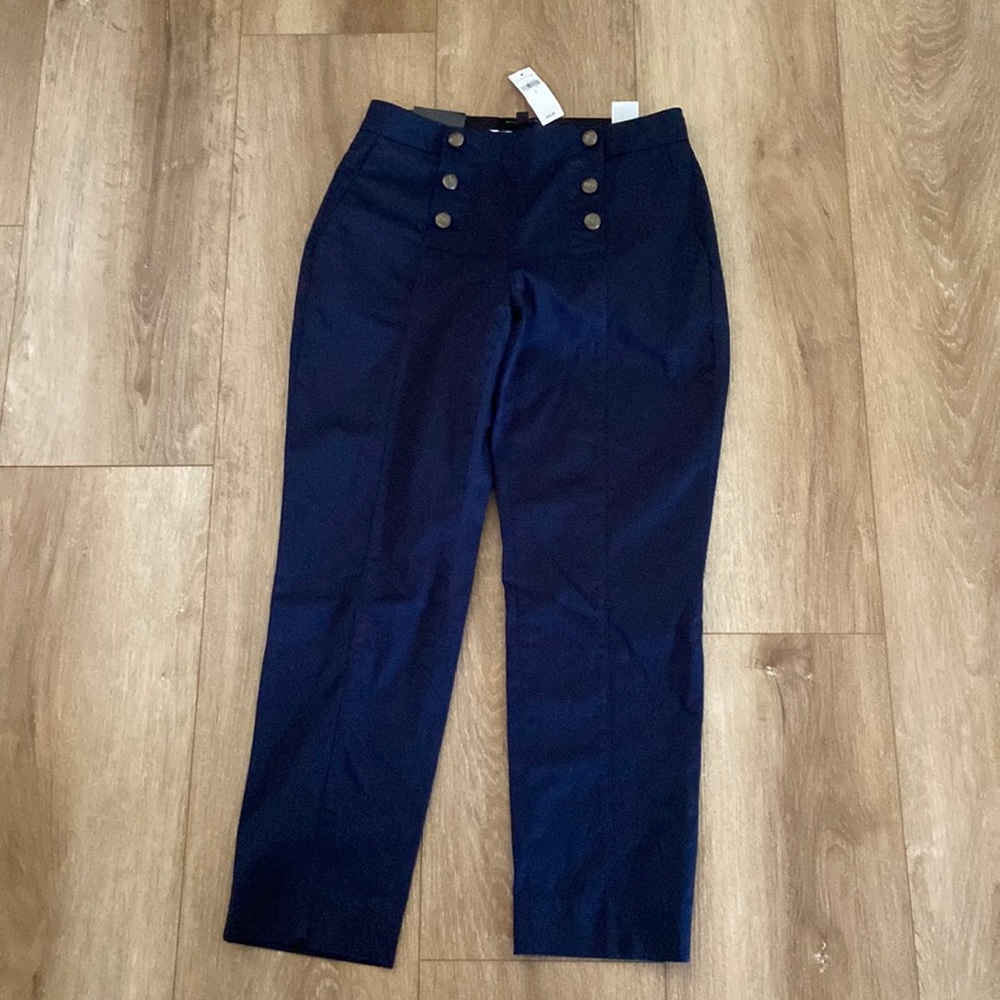 Banana Republic size 2 straight fit